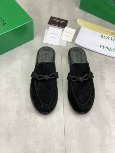 工厂P价P 男款+10 顶级高端版本 代购品质 原版开发 Bottega Veneta2025Ss新品爆款夏季Astaire情侣款半拖鞋。Bv新款真皮质感纽结抢