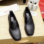 菲拉格幕 Ferragamo 新款男士休闲套脚鞋官网原版1:1开模，原单品质做工精细，高端奢华鞋面采用进口意大利头层牛皮奢华水染皮内里橡胶耐磨防滑大底，穿着透气