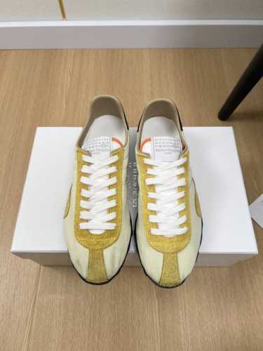 高版本Maison Margiela *马吉拉 20252025春夏新品 专柜新款复古拼色德训运动休闲鞋系列～新款Sprinters运动鞋轮廓采用做旧感尼龙与复