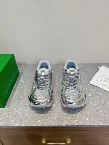 Bottega Veneta 葆蝶家BV最新款Orbit系列 情侣款 复古 网面 休闲 运动鞋 跑步 老爹鞋原版购入开发 做货 Bottega Veneta 以