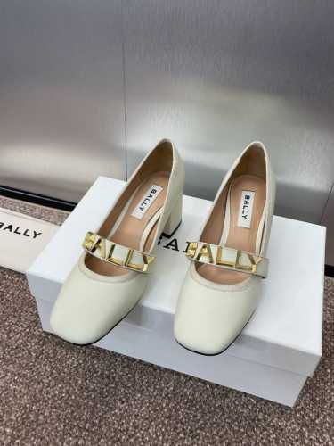 工厂价P430 bally 2025春夏新款果冻色平底芭蕾舞娃娃鞋 巴利粗跟字母Logo五金扣方头女单鞋 材质:鞋面采用的进口小牛皮+进口羊皮内里+意大利真皮大