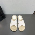 男款 杰尼亚zegna 2024Vs 春夏休闲系列 男款交叉凉拖 标志性三重交叉弹性细节彰显出传统皮鞋的手工缝迹，轻盈和懒人套式设计，完美契合快节奏的生活方式。