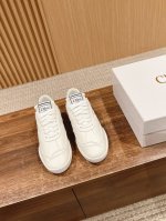 皮面 #蔻依新款高低帮休闲运动鞋 德训鞋 原版鞋底，全手工穿线，所有的位置刚刚好 ，网红爆款，顶级休闲度假系列 大咖网红一致追求此款，更是断货一度难求 盛夏不可