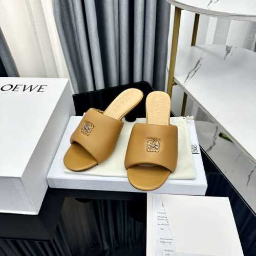 罗意威Loewe 配合整体原版楦型，时尚而个性好穿 颜色超赞 面料：超软水染羊皮 内里：水染羊皮 垫脚：水染牛皮 大底：原版真皮大底 跟: 黑烤漆 包装：原版全