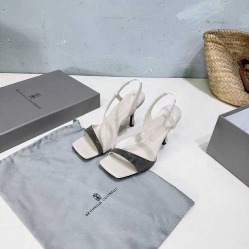 高品质出厂380！小众潮牌Brunellocucinelli——25春夏 Bc经典简易钢钻高跟凉鞋！经典灵感定义了这款新高跟凉鞋的现代优雅风格。细腻的进口麂皮上