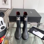 CHANEL雨靴 22FW 走秀最新发布仿佛真的走进了城堡开始期待着秋冬很好看，舒服又轻便 真的推荐码数:35-40