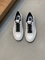 出厂价 Chanel 、2024开春新款Size；38~45 38 45 订做男款香奈儿运动鞋 ， 一月的款式溢价超级严重基本上可以说是买不到了柜姐收到这个颜色