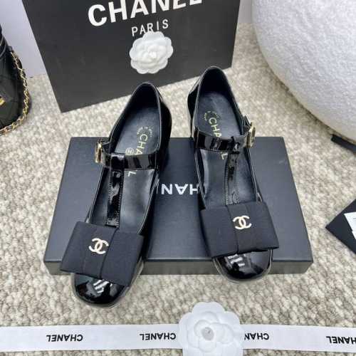 出厂400 Chane*L 25Ss 香奈儿玛丽珍 单鞋 早秋系列火爆上新，这一季香家小爆款！ 真的一眼爱了，经典拼色完美搭配！ 真的超级有个性，是这款鞋子最大