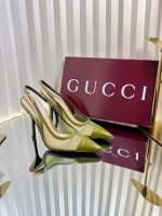 p360（顶级版本 ） Gucci古驰女士G女士尖头银质感小字母Logo跟鞋火爆全网100周年秀场大爆款无原版不开发购买原版一比一完美复刻 ，黑色内里金属链条