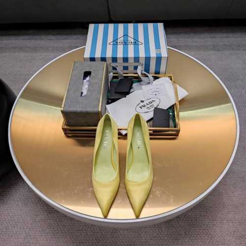 T台秀场穆勒鞋 真丝凉鞋系列 顶级包装配套最高版本 PRADA 普拉达新品， 顶级版本 实力来袭！prada24“T台秀款”,主推热卖款式，真丝材质穆勒系列春夏