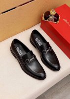 商品商标：Ferragamo 菲拉格慕 休闲皮鞋正码码数: 39-44 38.45.46订制商品材料：精选 进口小牛皮鞋面+经典五金扣，进口猪皮内里 强烈立体视