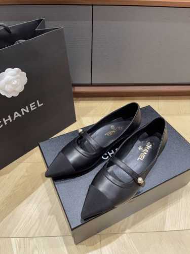 顶级版本 Chanel**24B新款乐福鞋 牛皮拼缎面鞋头 羊里 真皮底组合 Size35 36 37 38 39 定40.41.不退换