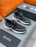 商品名称：Boss 波士 正规码数: 38-44 套脚鞋 商品材料：精选 牛皮弹力布鞋面，舒适羊皮内里 ；原厂大底。