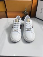 出厂价： 古奇 休闲板鞋 官网同步新款 进口打蜡牛皮真皮内里制作原版中底 私家定制滴胶发泡大底大底组合 38-44R
