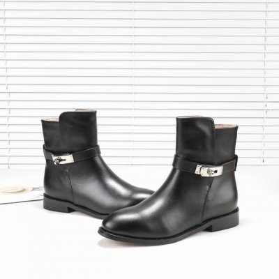 爆款来袭hermes.经典升级版面料全牛皮的超级经典的爱马仕kelly扣骑士靴.穿上你就是女王.挺拔的靴筒.法抗拒的楦头.经典中的经典.爱马仕的kelly包流行