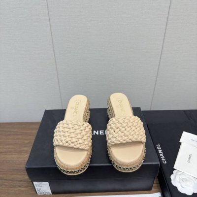 Chanel 25s 最新春夏 编织带坡跟 拖鞋凉鞋 ins&小红书巨多网红上身！上脚超性感！真的太美了！高级穿着又仙女简约时髦又有设计感 而且都非常非常好穿实