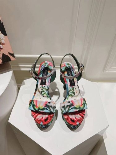 D&G 原版材料，真皮大底，羊皮鞋垫，35-42码数 41.42订做，跟高12Cm 编号501