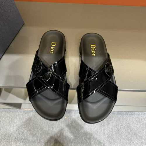 码数38-45 Dior迪奥 最新款h-Town 系列 Oblique 厚底 拖鞋 凉鞋 原版购入开发 做货 这款 Dior H-Town 凉鞋致敬运动风格经典