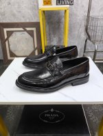 Prada-普拉达 高级感皮鞋，进口工艺原版牛皮材质，真皮内里 高档舒适，原版大底轻盈耐磨！纯手工制作，细节决定品质！38-44 Xh