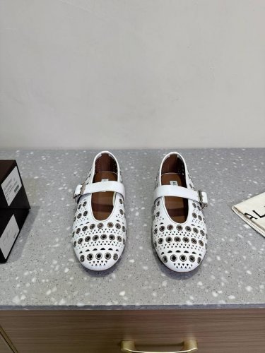 ALAIA 阿莱亚 小众潮牌 25ss春夏新款芭蕾舞鞋 法国高端一线高定品牌 AzzedineAlaia:时尚界最后的手艺人巴黎时装界以及全世界都享有盛誉维多利