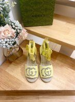 Gucci 古奇 25Ss 早春水钻gg字母图案装饰园头古奇草编新款坡跟渔夫鞋 牛仔布鞋面，官网同步， 永不过时，超级舒适， 四季都可以穿，上脚轻便 经典水钻l