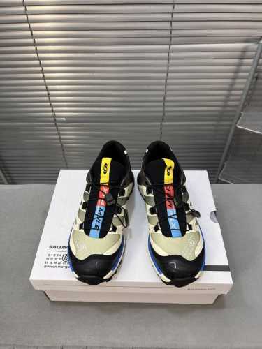 顶级版本：情侣款 Salomon萨洛蒙x Mm6马吉拉 联名 X-Alp系列 情侣款 户外 休闲 运动鞋 穆勒 半拖鞋 原版购入开发 做货 这款由mm6全新演绎
