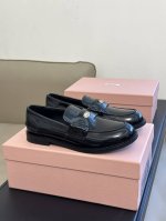 顶级品质 miu fw23 new arrival～miu家金币乐福鞋经典色+23秋冬麂皮新色秋冬只做了三个色，鞋型、鞋底、工艺细节都做了升级，打造了一个夏天的