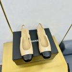 Chanel香奈儿 2024专柜顶级玛丽珍单鞋拖鞋 这款经典设计；各大社交平台热门的款式晒图 简直疯抢了、明星仙女们的挚爱 多元化非常百搭，不卡脚也不会磨脚 质