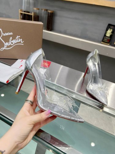 Christianlouboutin路铂廷 Cl红底鞋‖ 全球限量！来自拉斯维加斯的祝福灵感来自拉斯维加斯的炫彩霓虹 手工制作，精致工艺收藏级作品 绝对吸睛的存