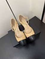 Chanel小香 25Ss 早春新款 菱格纹粗跟玛丽珍单鞋，复古法式优雅感，高级感十足 香奶奶菱格中空玛丽珍凉鞋，最近很火的一双凉鞋！露脚设计直接拉长腿型！很显