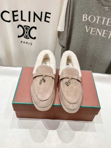 顶级出厂 毛毛单鞋 男码+10 Loro Piana* Lp万年经典款乐福鞋 简约时尚 脚感超级舒适 一天可以暴走两万步的鞋子 超级百搭款！ 鞋面采用独特针织面