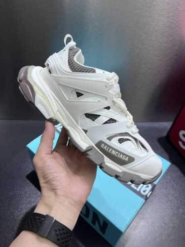 巴黎世家 户外概念鞋 Balenciaga Sneaker Tess 三代通货跑量版本 细节精准对位官方 私模组合大底原装大盒 从里到外 一切百分百还原官方配置