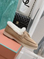 女码 男码 诺悠翩 万年经典羊毛款乐福鞋 简约时尚 脚感超级舒适 一天可以暴走两万步的鞋子 超级百搭款！ 1 鞋面采用独特针织面料制作工艺，全方位复原专柜工艺流