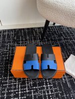 代购级 Hermes爱马仕lzmir系列 情侣款 老舅鞋 复古 二舅拖鞋 H拖 凉鞋 原版购入开发 做货 小牛皮和麂皮山羊皮凉鞋，经典“H”型鞋面 此鞋款是您衣