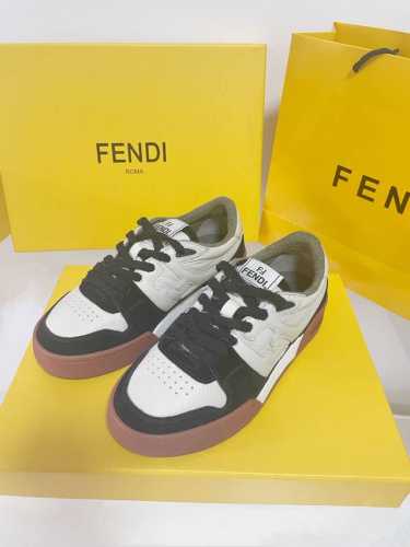 市场顶级版本FEND* 芬迪match最新爆款情侣款运动鞋板鞋超多明星博主上脚 原版购入 一比一开发 做货 设计师Kim Jones打造的首款运动鞋fendi
