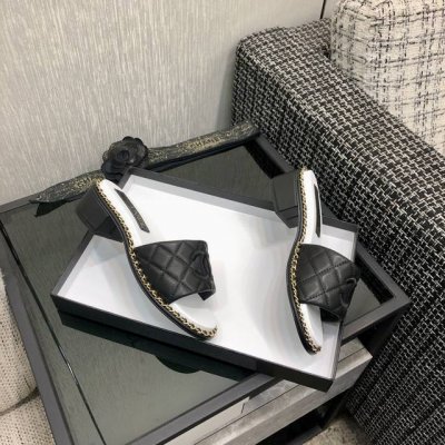 顶级 品质2025香乃儿Chanei高跟链条蜜儿拖鞋 1 进口混种小羊皮 2 内里/垫脚羊皮 3 一比一复刻进口真皮大底 4 Size：35-41(40/41定