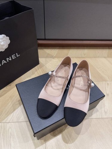顶级版本 Chanel**24K新款芭蕾平底单鞋 羊皮or真丝面奥钻真皮底 Size35 36 37 38 39 订40 41 不退换