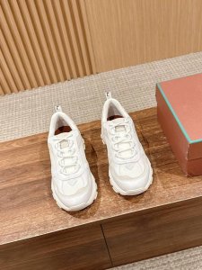 720【莞产】 #诺悠翩雅男款暴走老爹鞋Cairnwalk男士运动鞋 最火Lp终于出了我最爱的Loropian*暴走老爹鞋Cairnwalk男士运动鞋，一万步以