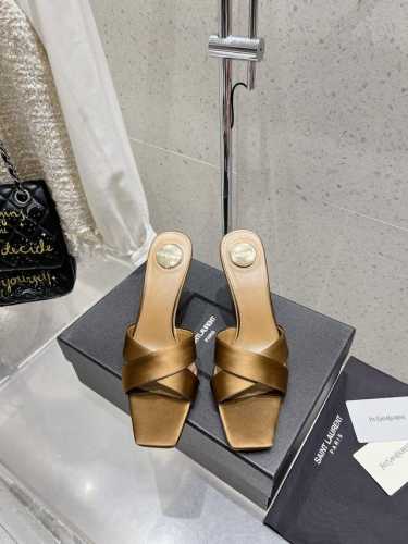 Saint Laurent 圣罗兰 Ysl 新款高跟凉鞋拖鞋 原版套楦 顶级品质 鞋面：进口真丝烫钻 垫脚：进口羊皮里 五金：原版开模定制 大底：真皮大底 码数