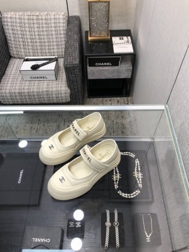 出厂价P380 顶级 品质2025面包休闲鞋 进口头层牛皮面 小羊皮内里/垫脚 Tpu大底 Size：35-41(40/41定做不退换) 原版包装配套