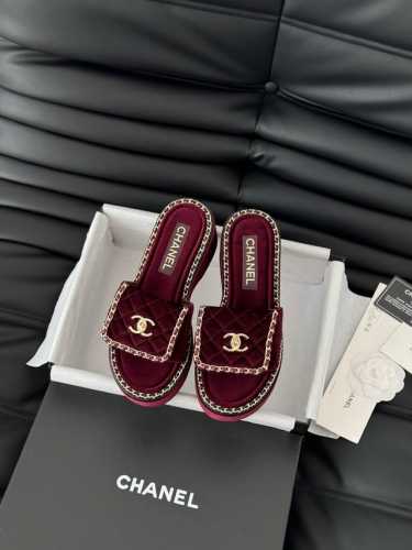 Chanel 25C春夏新款全系列链条拖鞋全系列首发 专柜有的我都有！高版本高品质鞋面牛皮 原版面料 内里羊皮 原版大底Size:35-39 其他码数定