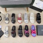 出厂价 的绝对爆款！。Coco Chanel总是说：“鞋子是优雅最重要的一部分，一双好鞋可以衬出女士优雅和高贵。市面上最高版本，第一次看到足够搭配你衣柜里所有衣