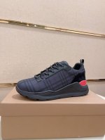 实价 Burberry 巴宝莉 顶级代购同步发售正码数：38-45。意大利进口牛皮 全进口羊皮内里，鞋底：原厂特供原版底，独家活动成型底超级舒适，原厂跟单货，高