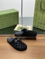 新品厚底gucci马衔扣g G男女同款情侣穆勒鞋 包头拖鞋 官网同步，原版一比一复制，最高版本所有材质细节均与yb一致 常年做货。 面料：进口g G压花牛绒 内