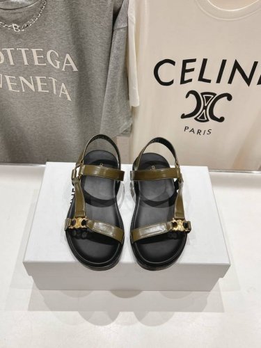 高版本出厂 Celine 赛琳代购级别 春夏新品凯旋门复古罗马凉鞋 进出专柜无压力，重工版，拒绝一眼假Low货 原版楦型，调试N次、这款上脚绝对Vintage复