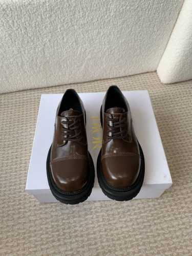 Dior 24Ss 秋冬 新款系带福乐休闲鞋 D家年今的口碑系列之一，代工厂订尾单货！ 跟正品就差个一柜台了，绝对超的值捡漏，细节碾市压面任何版本，支各持种验证