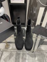 Alexander Wang 亚历山大王 24Ss秋冬新款 纽约时装周大王字母短靴上新 Ins风格新款推出 使用了大王经典方跟简洁风，讲究线条的设计理念，女王风