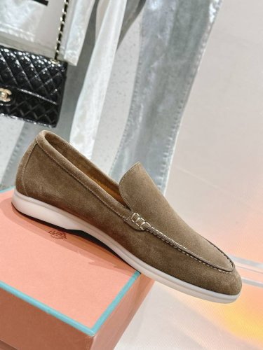 女款 男款 诺悠翩 万年经典款乐福鞋 顶级代购 简约时尚 脚感超级舒适 一天可以暴走两万步的鞋子 超级百搭款！ 1 鞋面采用独特针织面料制作工艺，全方位复原专柜