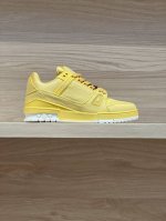 马卡龙黄色实拍 代购级trainer 新色更新 原版材料定制！压纹工艺成本徒然增加！非通货！私模大底！精细工艺！ Size：女35-40 40定做不退换 男38