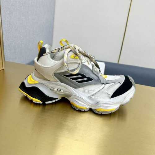 出厂价 Balenciaga巴黎世家 最新款cargo老爹鞋 Cargo系列 情侣款老爹鞋 顶级版本 运动鞋原版购入开发 做货 整体鞋型汲取了两款鞋型的创作思路